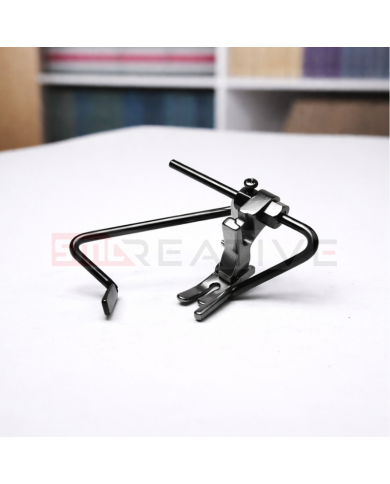 Calcador com Guia - Máquina de Costura Industrial